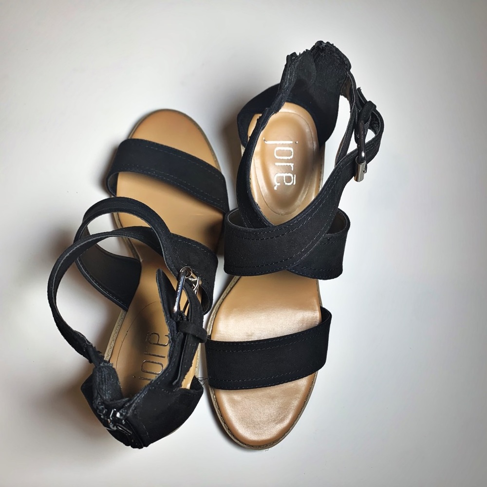 Woman’s Jore cork heel black sandal size 8.5
